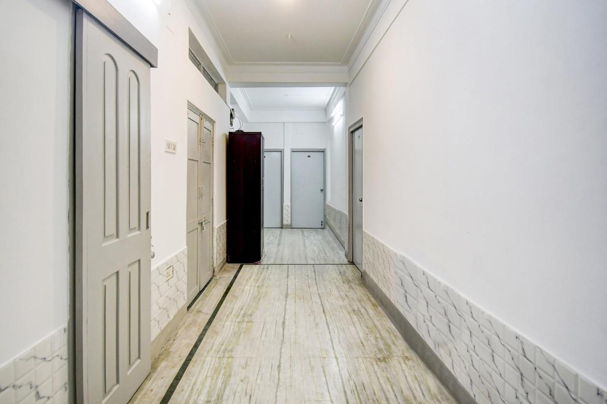 Super Oyo Hotel O Fantasy Stay Vibe Kalkata Exteriér fotografie